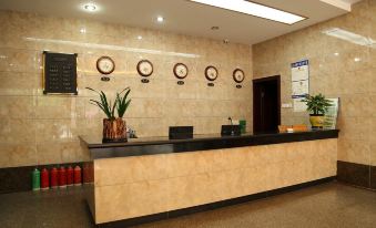Baiyunlou Hotel (Huangshan Qingxi Road)