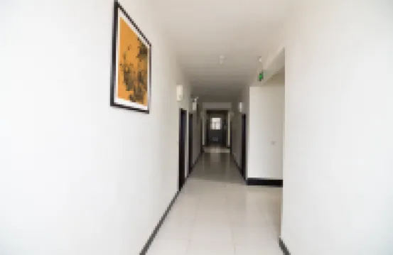 Mengzhou Dongsheng Hotel