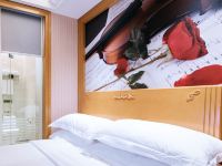 维也纳3好酒店(广州琶洲会展车陂地铁站店) - 标准大床房