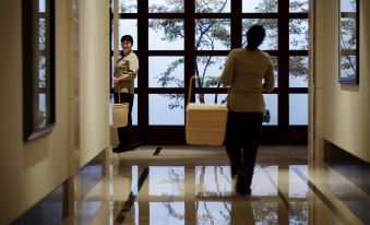 Four Seasons Hotel Hangzhou at West Lake