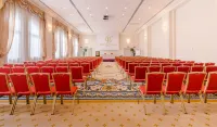 Grand Visconti Palace