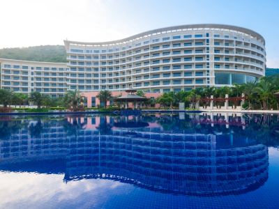 Days Hotel & Suites by Yangjiang