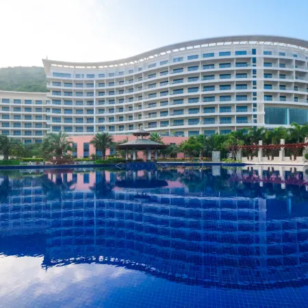 Days Hotel & Suites by Yangjiang