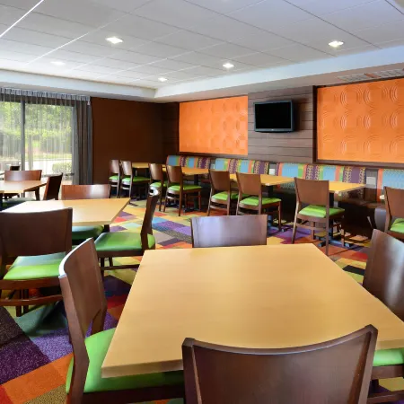Fairfield Inn & Suites Winston-Salem Hanes Mall