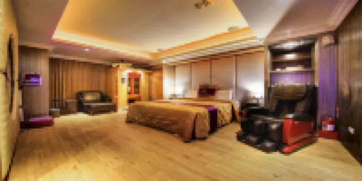 温莎堡汽車旅館（台南仁德館）