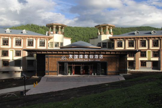 喀纳斯友谊峰度假酒店