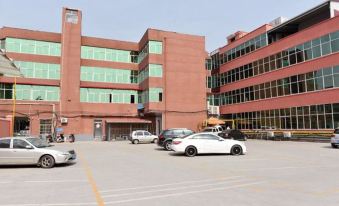 Fengnian Business Hotel