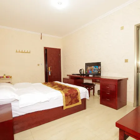 Yuanlan Xinglong Hotel