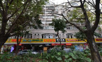 Jianghua Hostel (Shenzhen Vocational College Store)