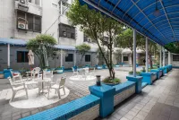 Lotus Yuan Business Hotel Отели в г. Таоюань