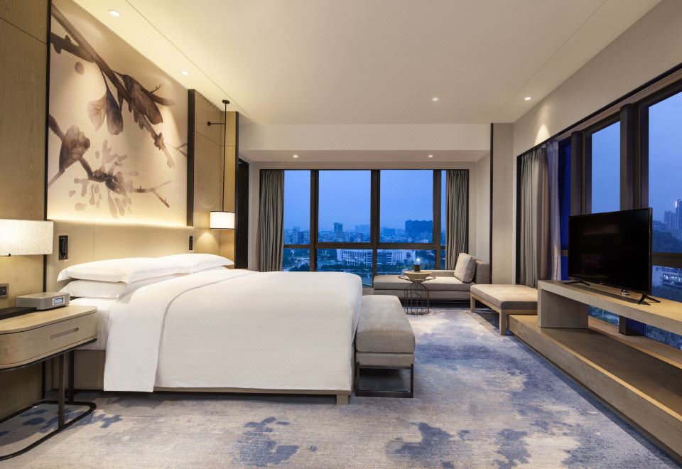 5. 더블트리 바이 ..