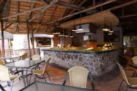 Cresta Mowana Safari Resort & Spa - Quầy bar