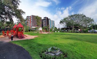 Balcony Courtyard Sriracha Hotel & Serviced Apartments