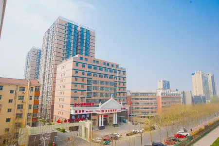 Vienna International Hotel (Hebei Yanjiao Jinyan Street) Отели рядом с достопримечательностью «Yanjing Institute of Technology»