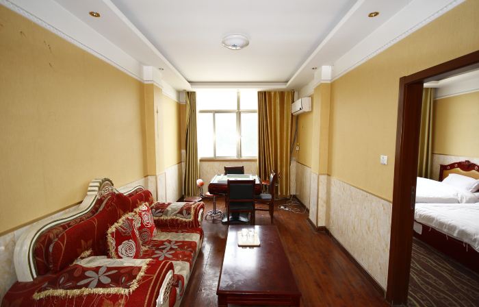Shanxian Oriental Capital Hotel