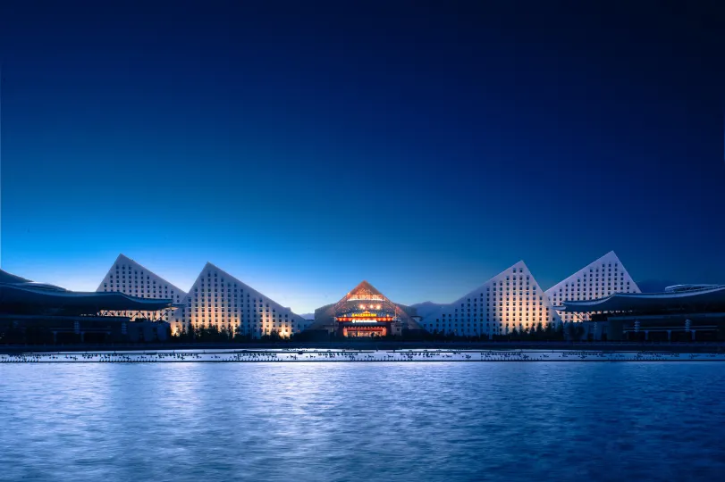 Intercontinental Lhasa Paradise
