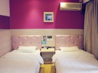 易佰良品酒店(上海惠南地铁站南门店) - 舒适双床间