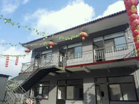 淶源白石山潤現農家院