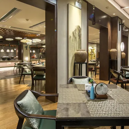 Dongya Hotel