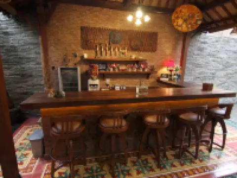 Bedhot Homestay Hoteles en Sewon