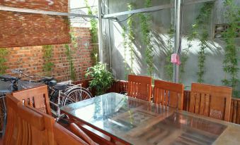 Van Long Family Homestay