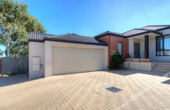 斯卡伯勒WHICH DOOR酒店