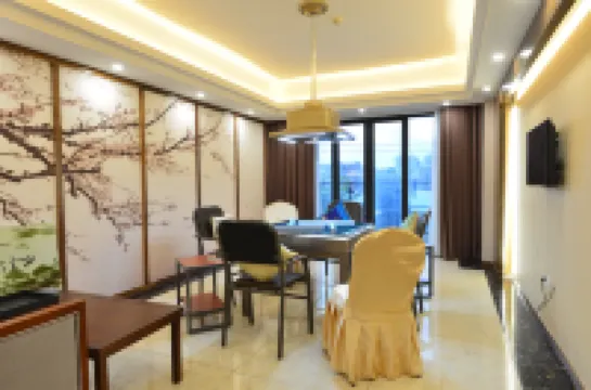 Beihai Zhiboyuan Boutique Hotel (Beihai High-Speed Railway Station)