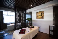 Weihai Baina Ruiting Hotel (Weihai Center)