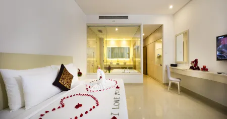 Diamond Bay Condotel Resort Nha Trang