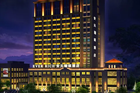 Ever Rich Hotel