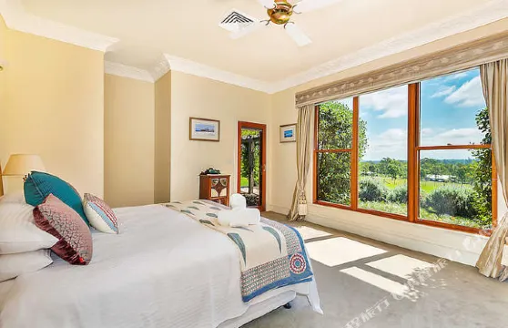 羅斯伯裏安温德-巴拉博泥小屋