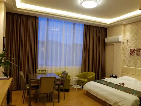 Rujia Hotel Отели рядом с достопримечательностью «Anti-war Cultural Square»