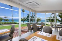 Chateau Beach Resort