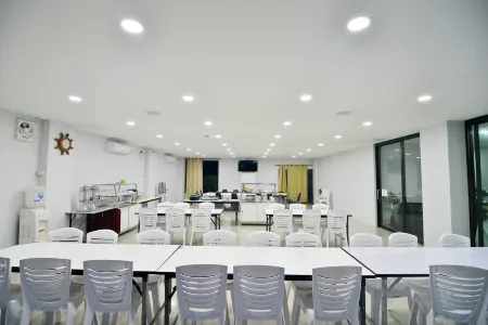 Sabuy Best Hotel Phayao