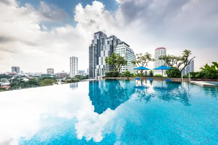 Somerset Sukhumvit Thonglor Bangkok Отели рядом с достопримечательностью «Wat Thung Setthi»