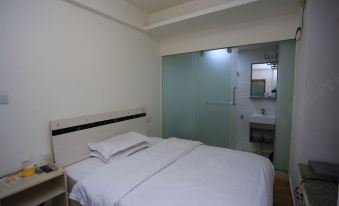 Shenzhen Ruyuan Serviced Apartment