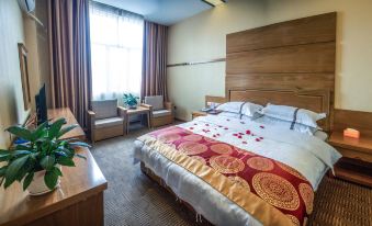 Changning Chayue Hotel