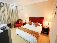 Sanhu Holiday Hotel Hotels near Huangdi Relic Site
