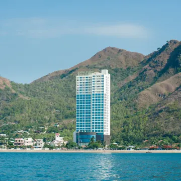 Muong Thanh Grand Nha Trang Hotel Hotels near Hon Chong