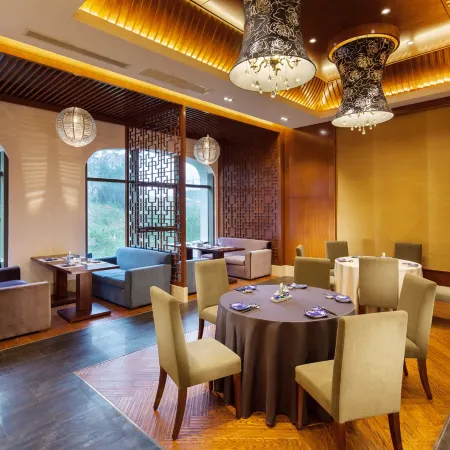 Nanchong Oriental Garden Mingyu Heiya Hotel