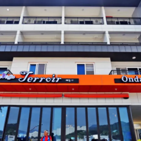 Onda d'Oro Hostel