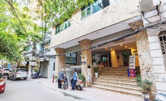 1Br Apartment Near Truc Bach Lake by Favstay 4-1 Hanoi