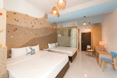 Luna House Hotels in Zuoying District