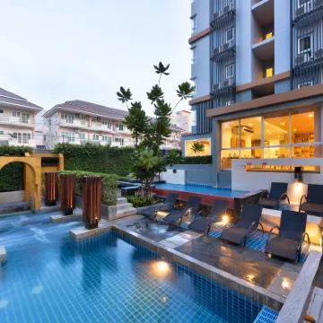 The Grass Serviced Suites Hotels near Pattaya Tai