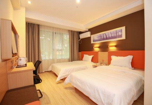 호텔 인근 상권