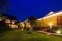 Chengdu Miaoxi Wild Luxury Resort Hotel Các khách sạn gần You'ai Passenger Transport Terminal