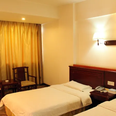 Lingchuan Fuxin Holiday Hotel