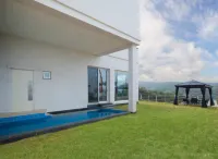 The Mare Pool Villa Pension - Pool