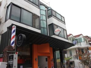 Able Guesthouse Hongdae