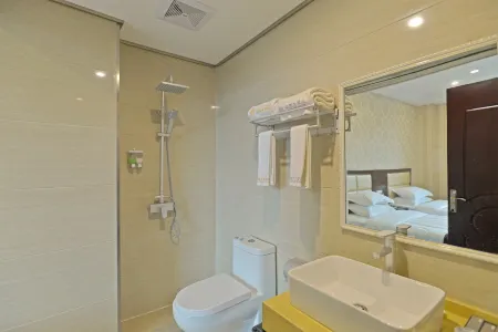 Guanling Longhe Hotel